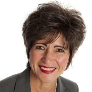Meet your Posher, Dana